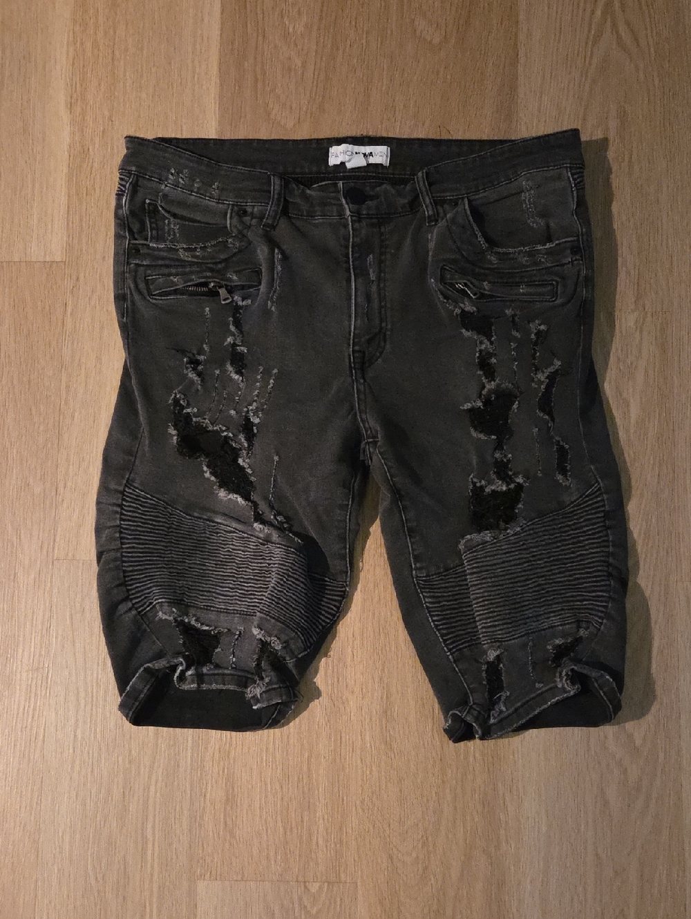 Fashion Nova Men's Black Distressed Denim Jean Shorts